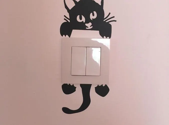 La Casita De Voto * Badames